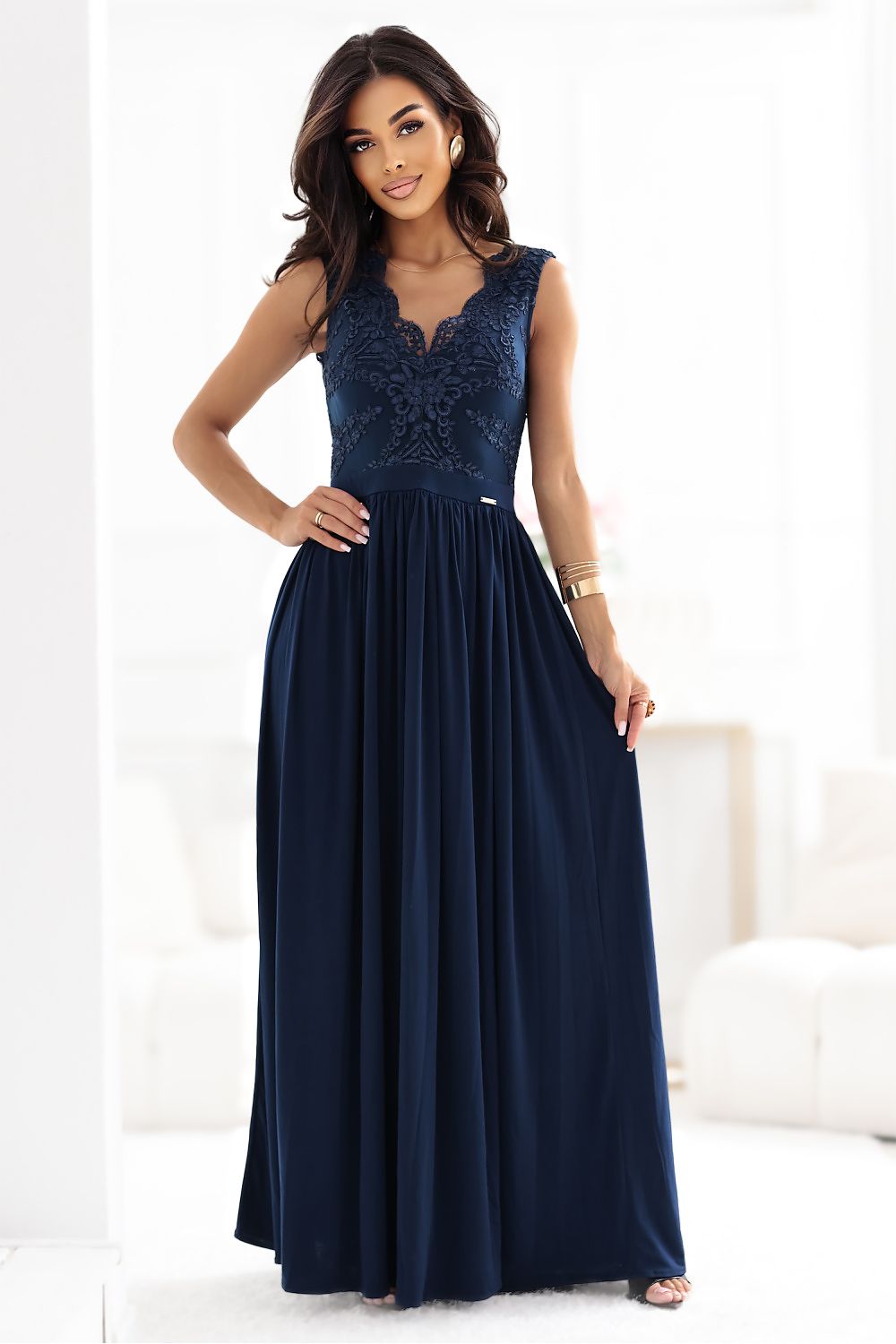 Long dress model 123050 Numoco - ELEMODA