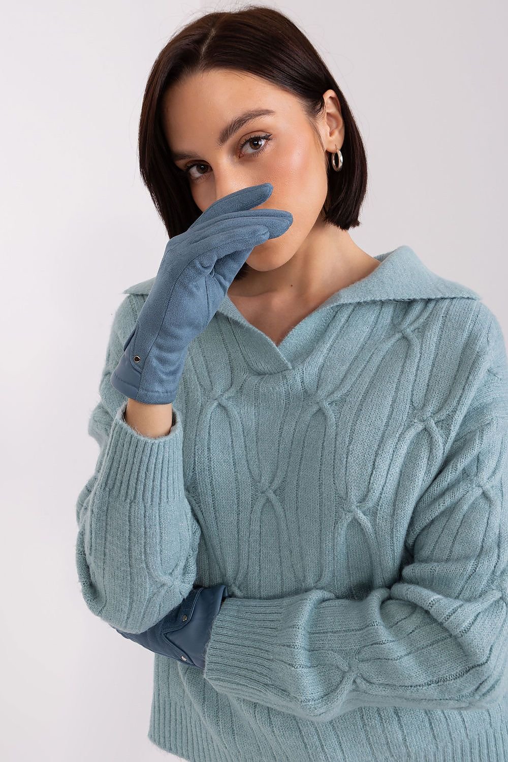 Gloves model 188289 AT - ELEMODA