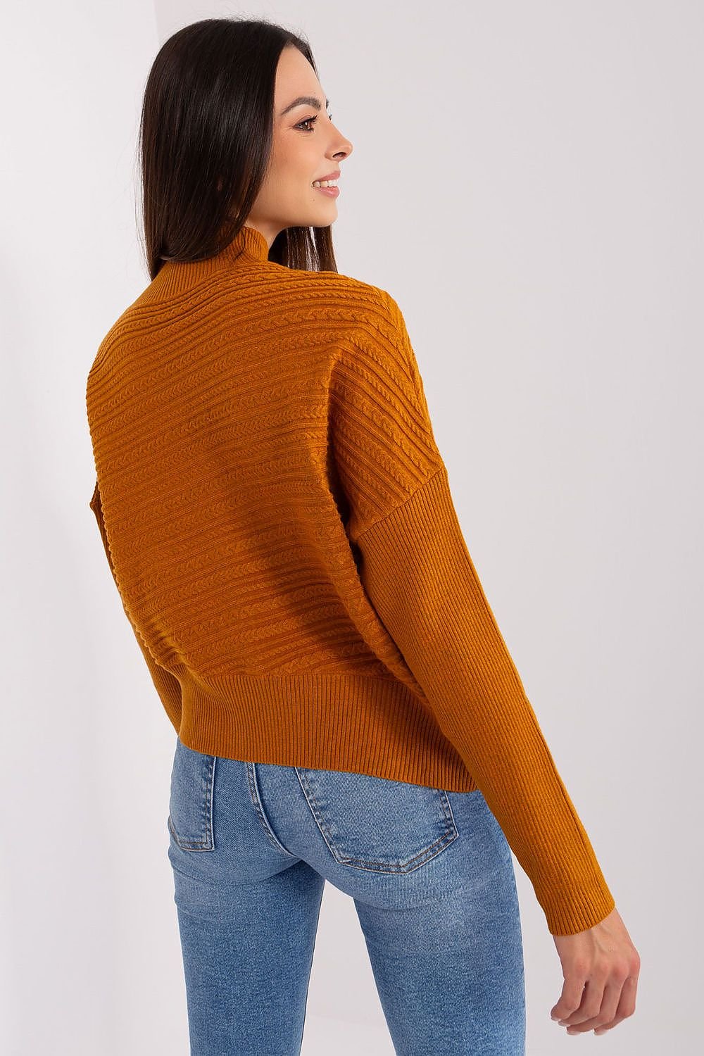 Jumper model 186564 AT - ELEMODA