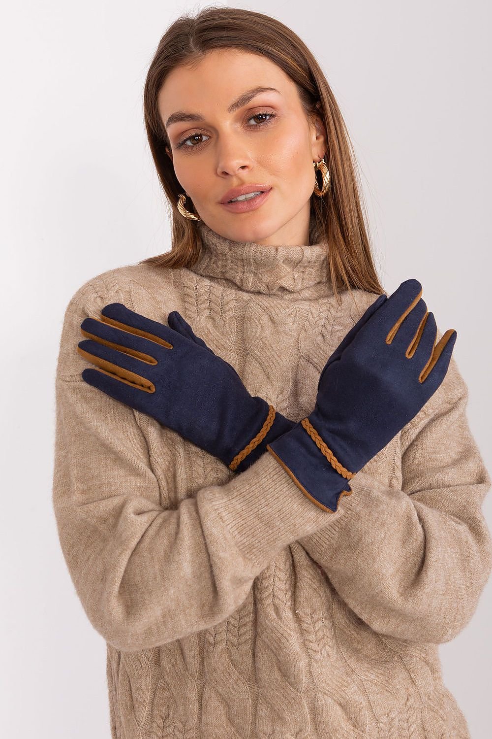 Gloves model 188835 AT - ELEMODA