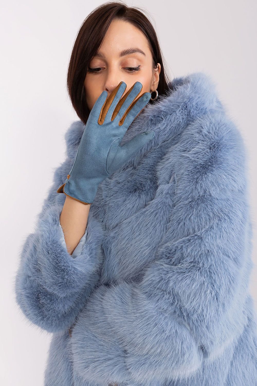 Gloves model 188835 AT - ELEMODA