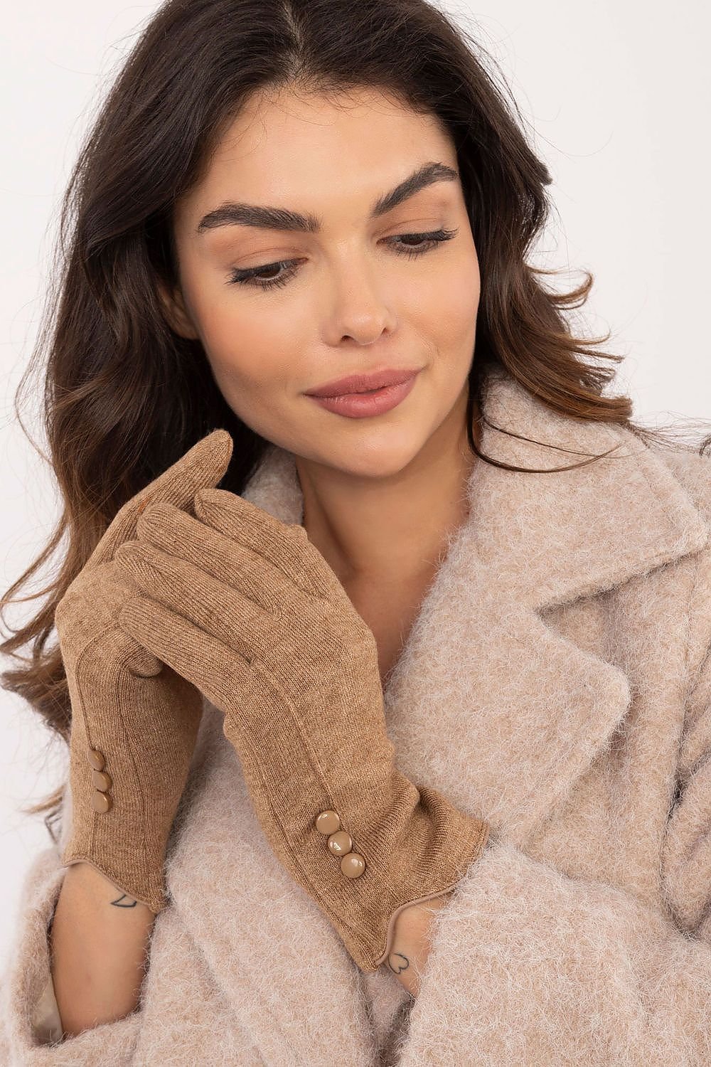 Gloves model 200843 AT - ELEMODA