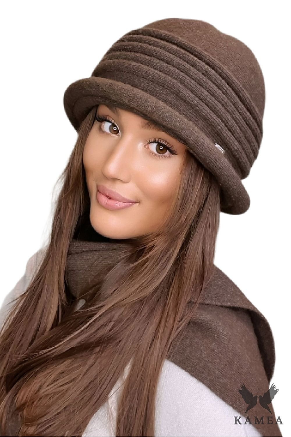 Hat model 205434 Kamea - ELEMODA