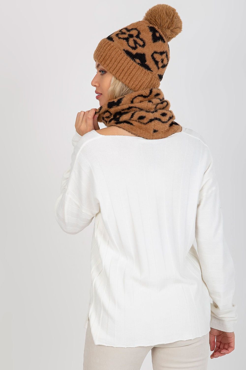 Infinity Scarf model 185921 AT - ELEMODA