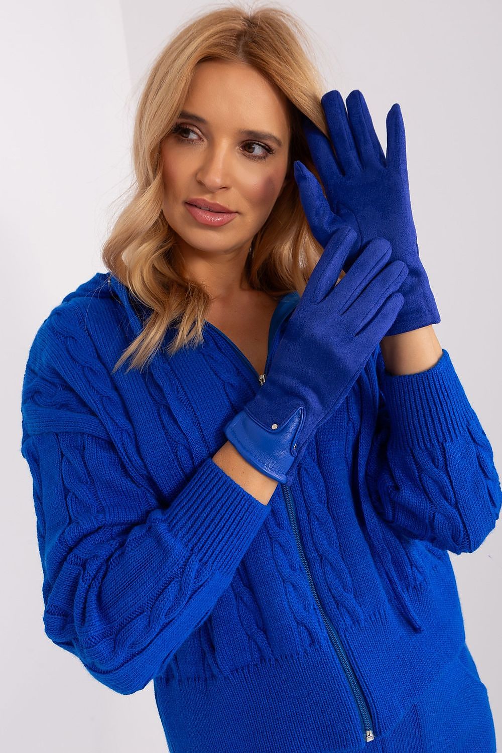 Gloves model 188289 AT - ELEMODA