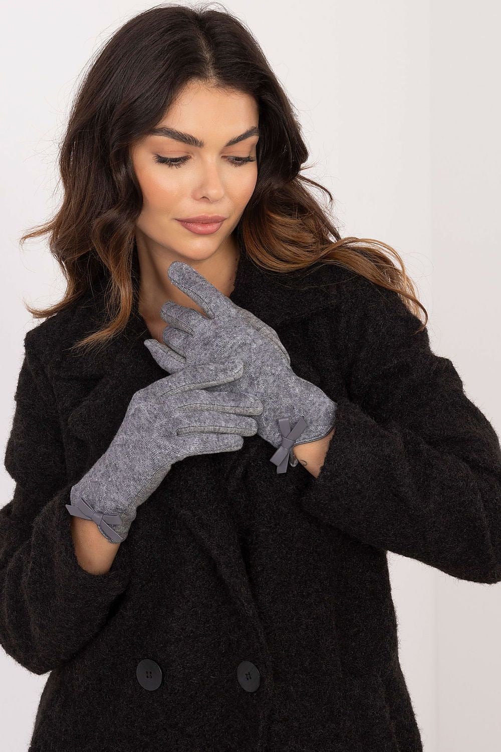 Gloves model 202494 AT - ELEMODA