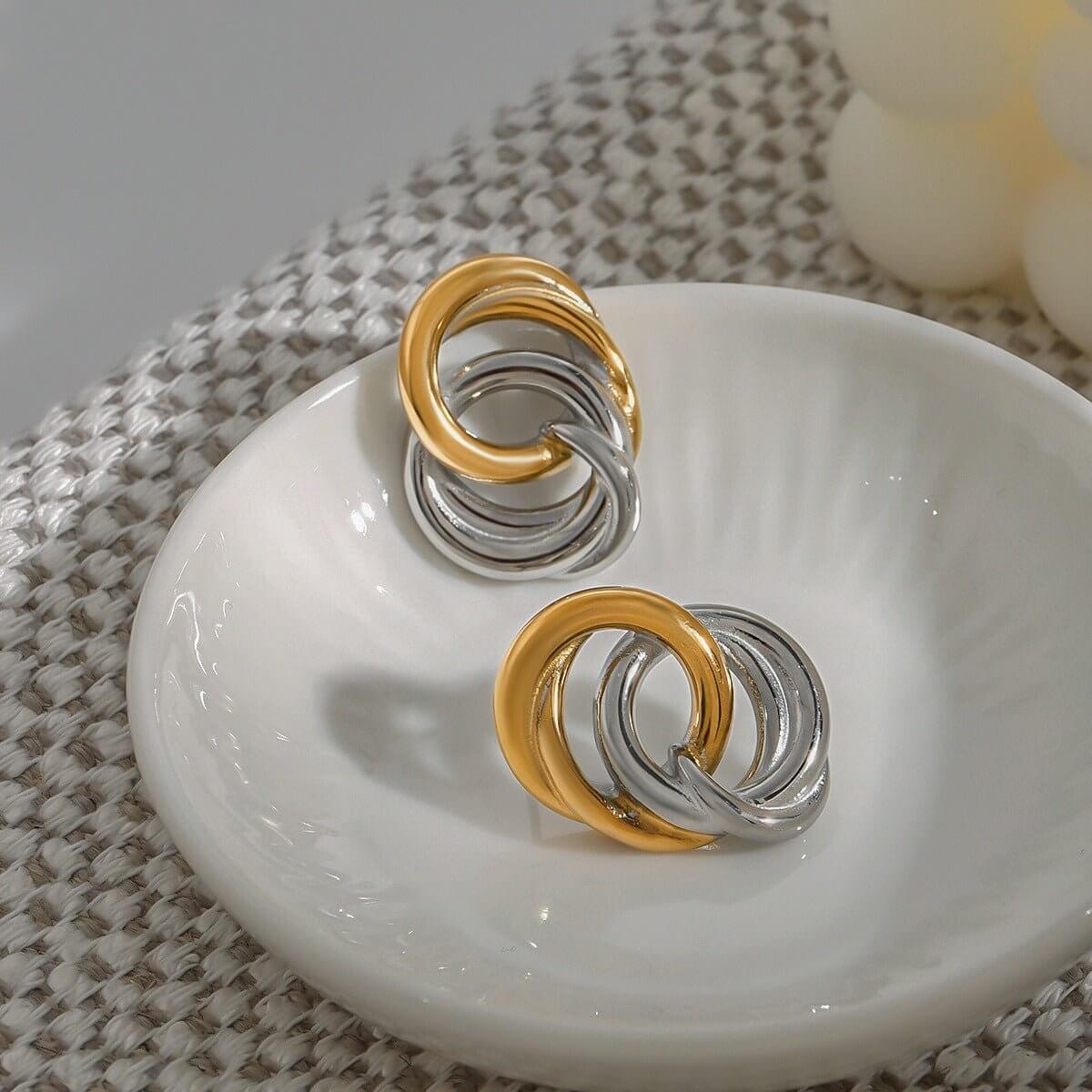 18K gold ring - shaped interlocking earrings with simple personality - ELEMODA