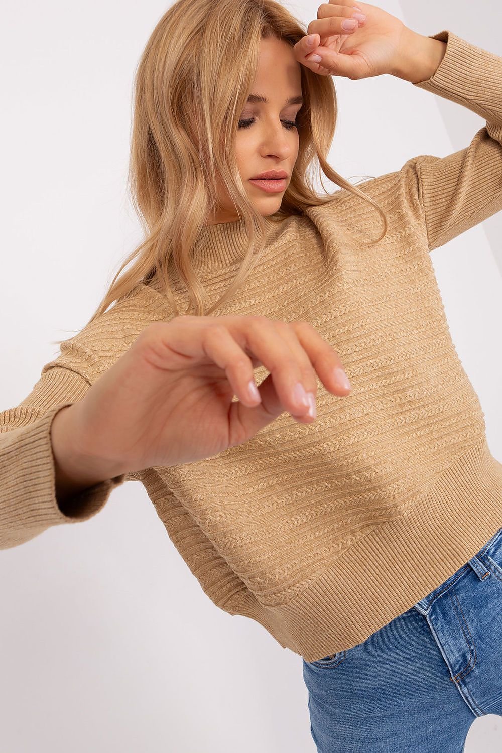 Jumper model 186564 AT - ELEMODA