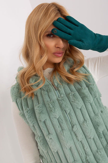  Gloves model 190823 AT 