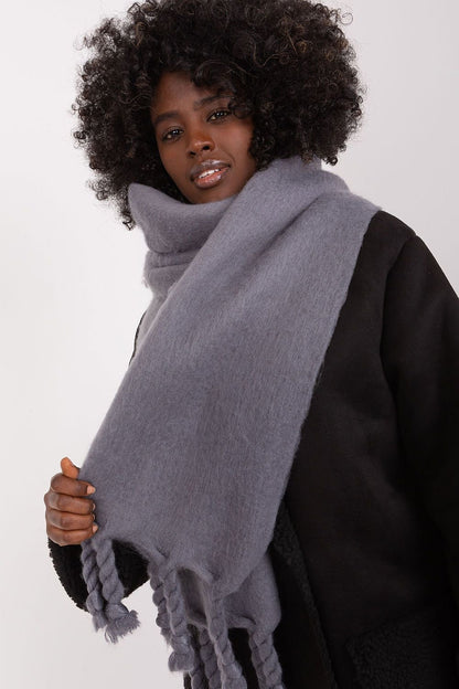 Shawl model 189883 AT - ELEMODA