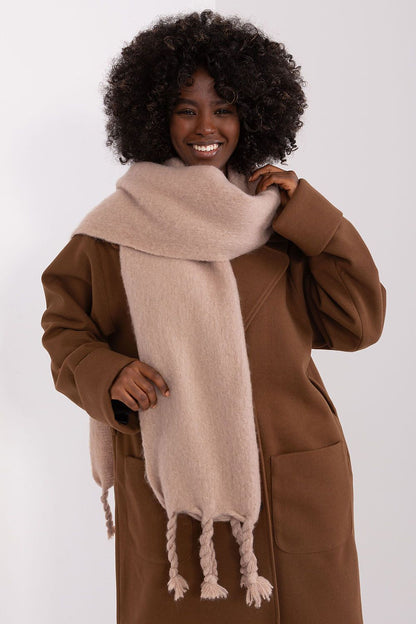 Shawl model 189883 AT - ELEMODA