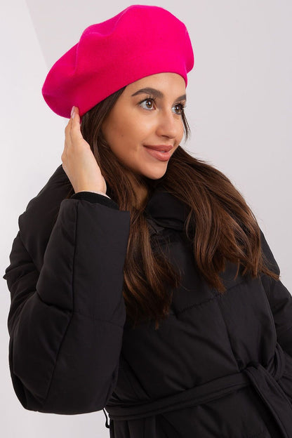 Beret model 185838 AT - ELEMODA