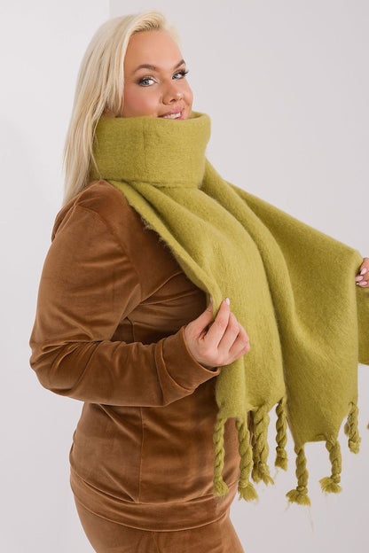 Shawl model 189883 AT - ELEMODA