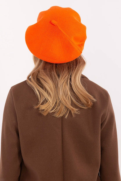 Beret model 185838 AT - ELEMODA