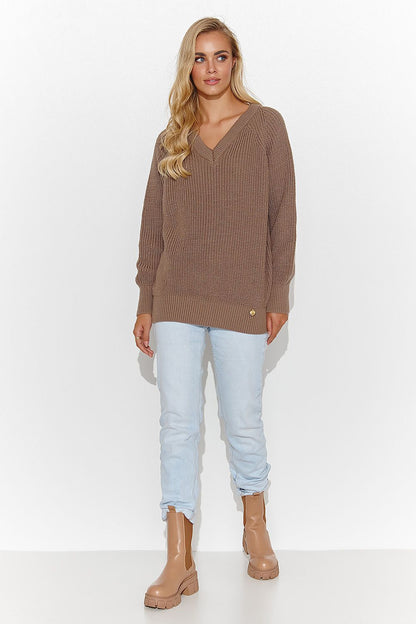 Jumper model 184780 Makadamia - ELEMODA