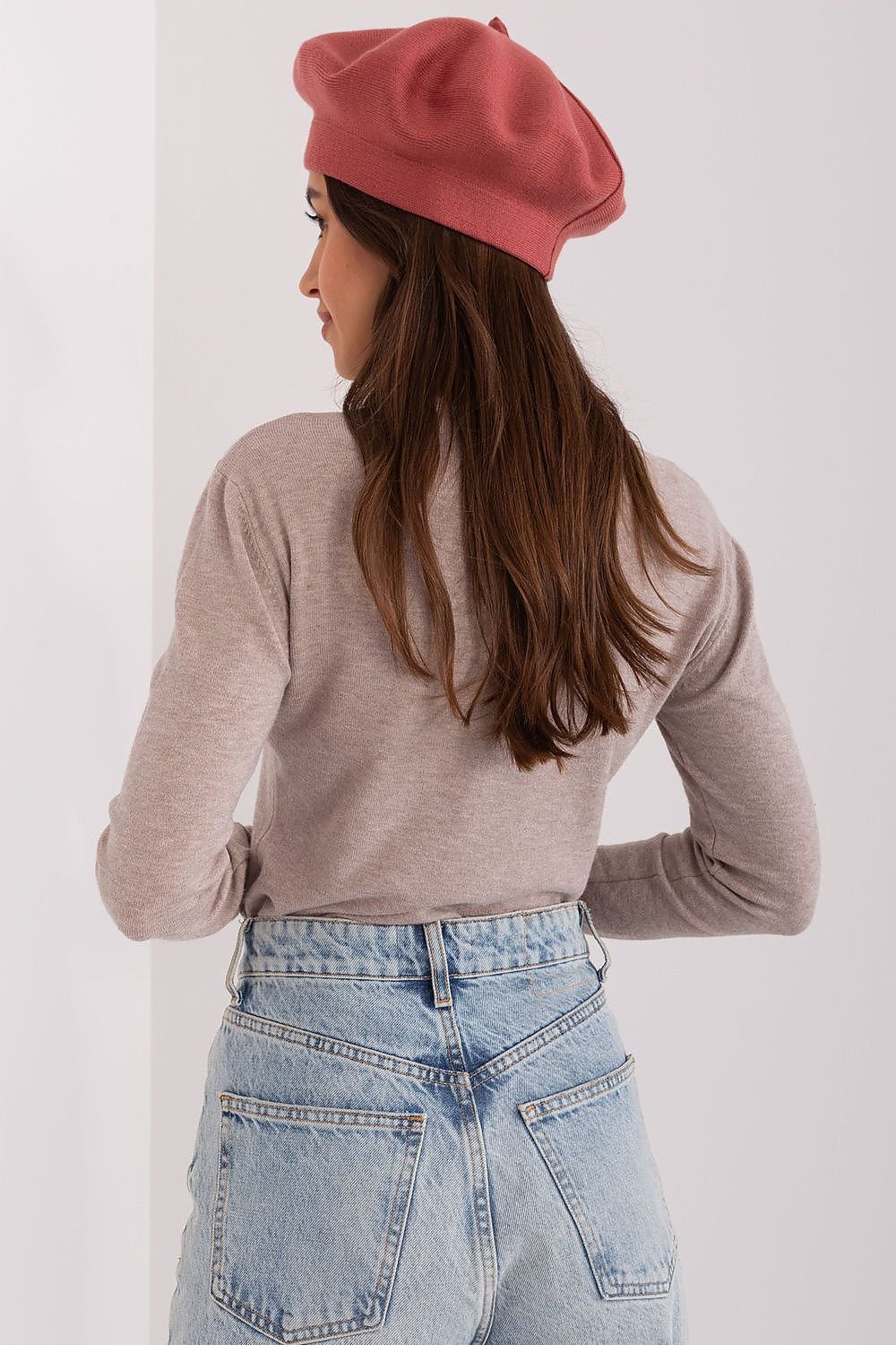 Beret model 185838 AT - ELEMODA