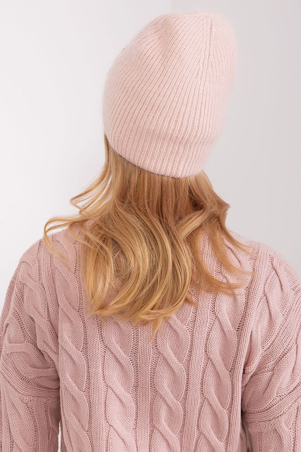 Cap model 189247 AT - ELEMODA