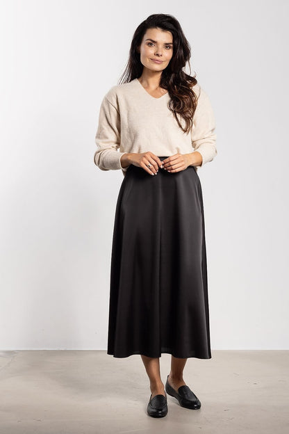 Skirt model 219002 awama - ELEMODA