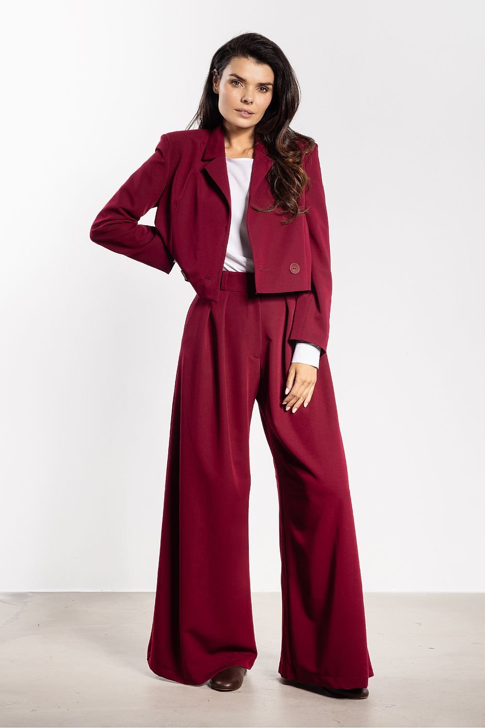 Women trousers model 218986 awama - ELEMODA