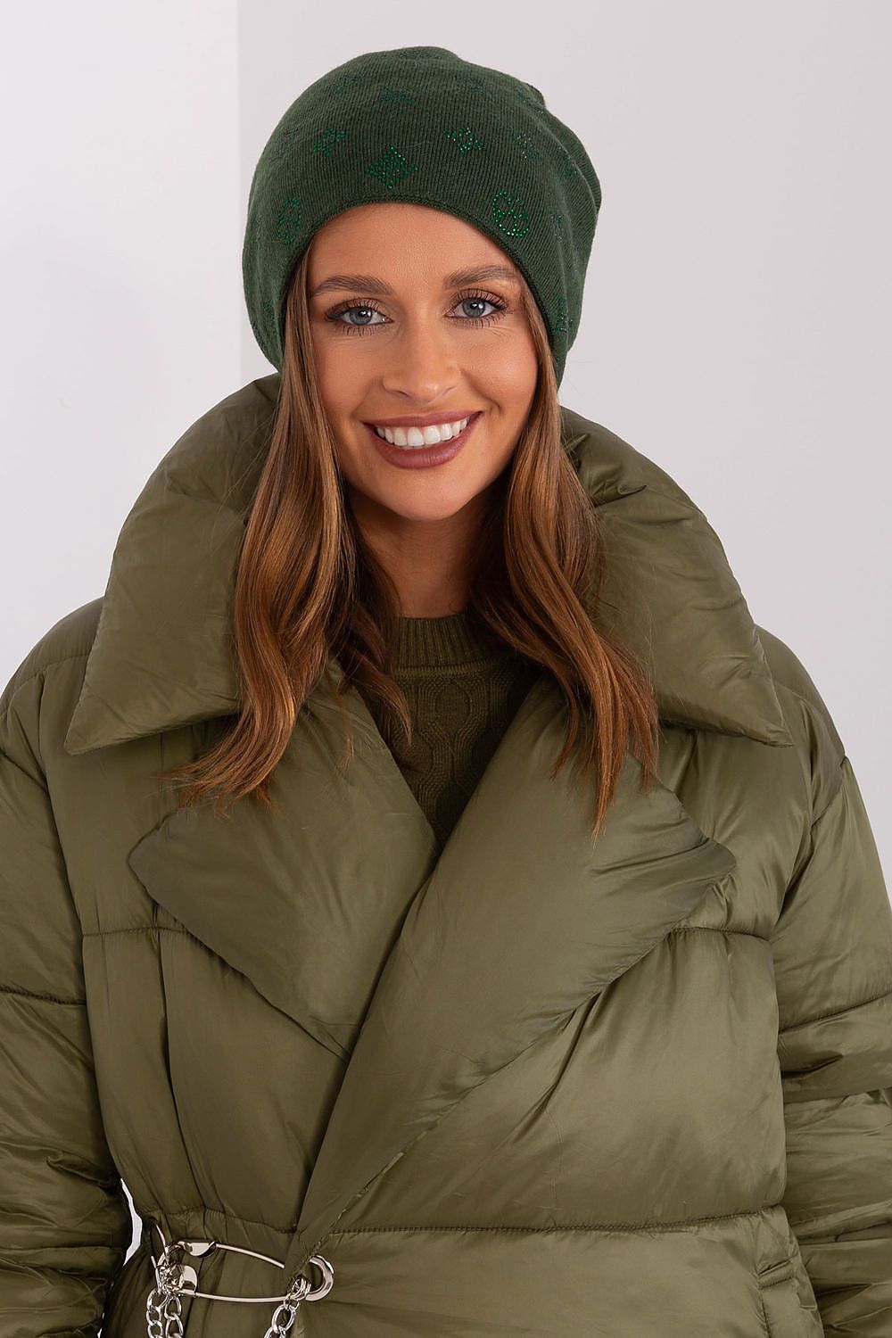 Cap model 189899 AT - ELEMODA