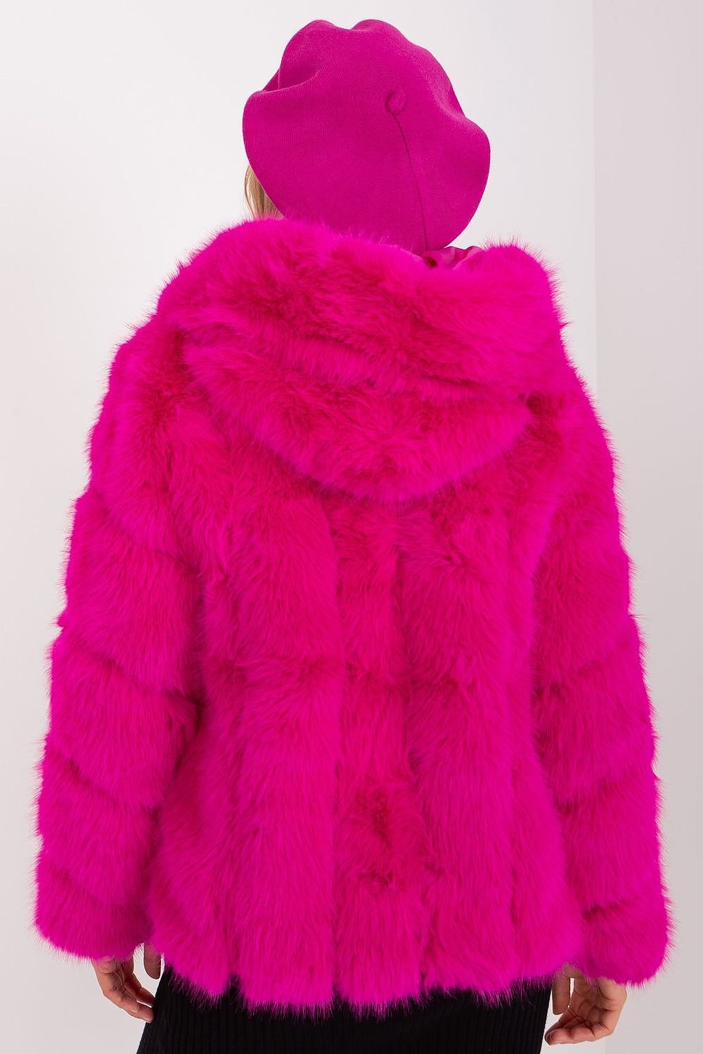 Beret model 185838 AT - ELEMODA