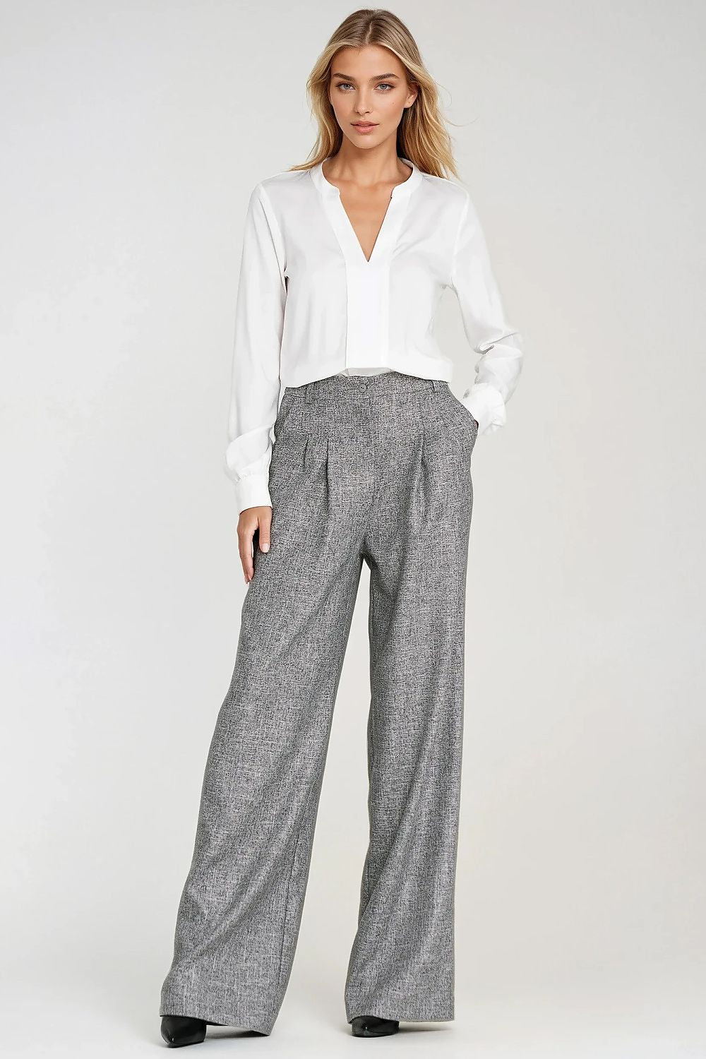 Trousers model 217593 Nife - ELEMODA