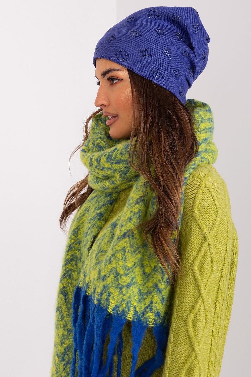 Cap model 189899 AT - ELEMODA