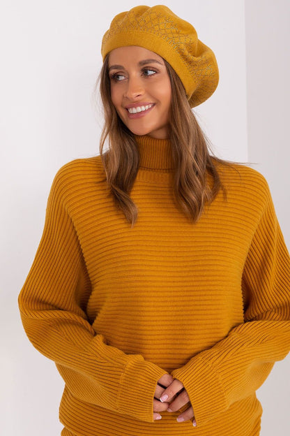 Beret model 208244 AT - ELEMODA