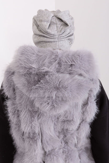 Cap model 189899 AT - ELEMODA