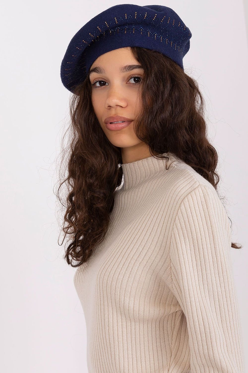 Beret model 208244 AT - ELEMODA