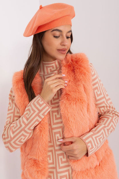 Beret model 185838 AT - ELEMODA