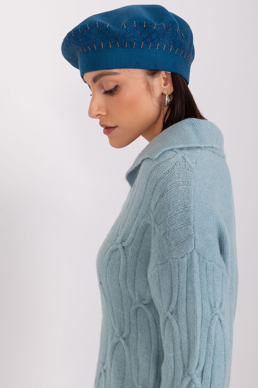 Beret model 208244 AT - ELEMODA