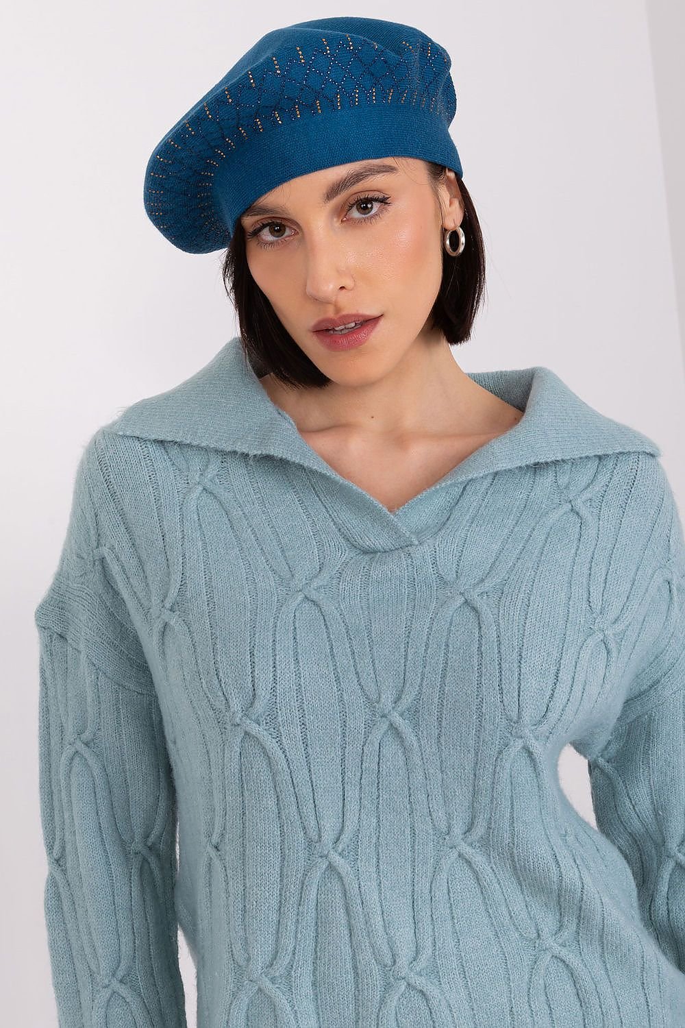 Beret model 208244 AT - ELEMODA