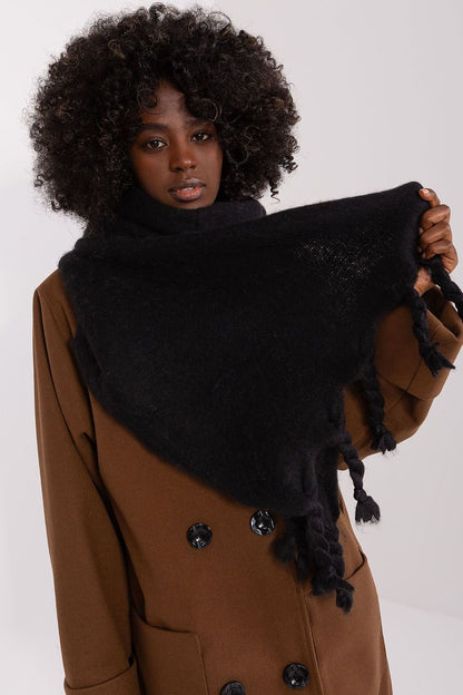 Shawl model 189883 AT - ELEMODA