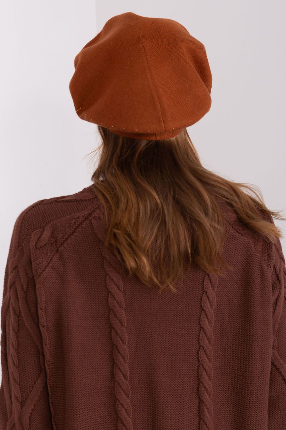 Beret model 208244 AT - ELEMODA