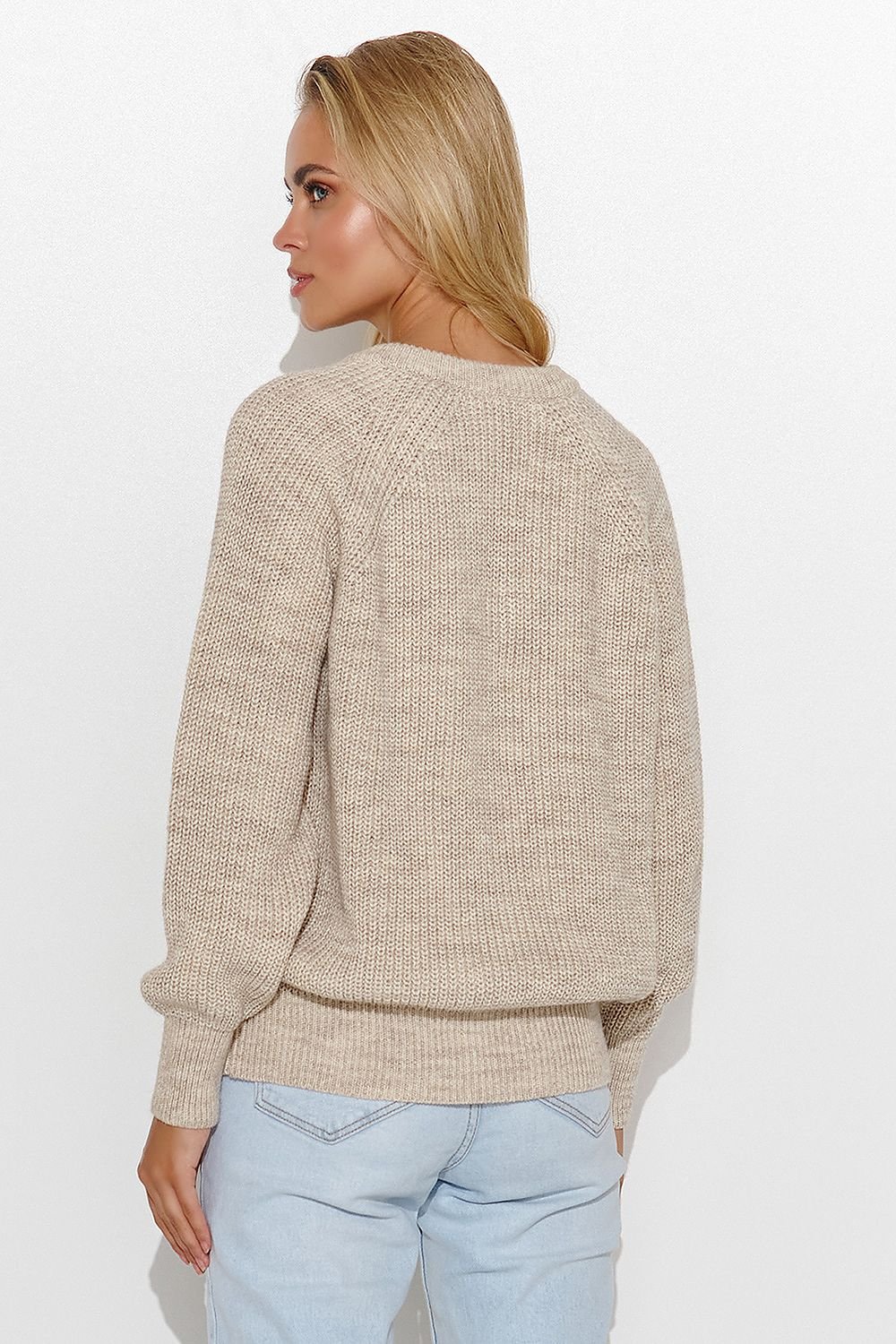 Jumper model 184780 Makadamia - ELEMODA