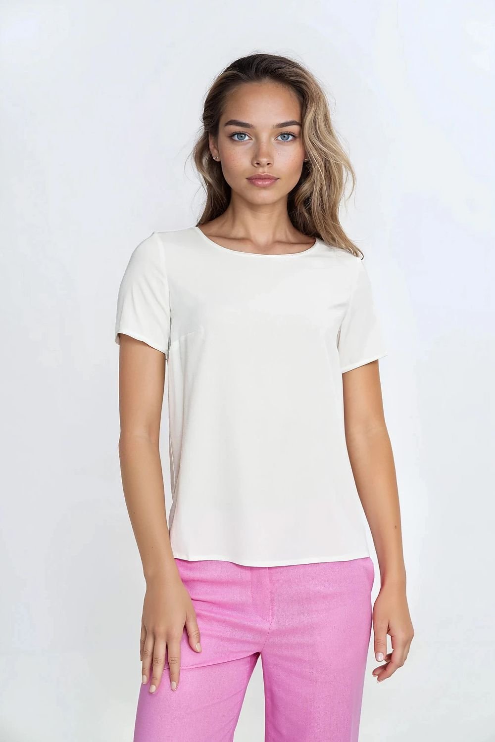 Blouse model 210089 Nife - ELEMODA