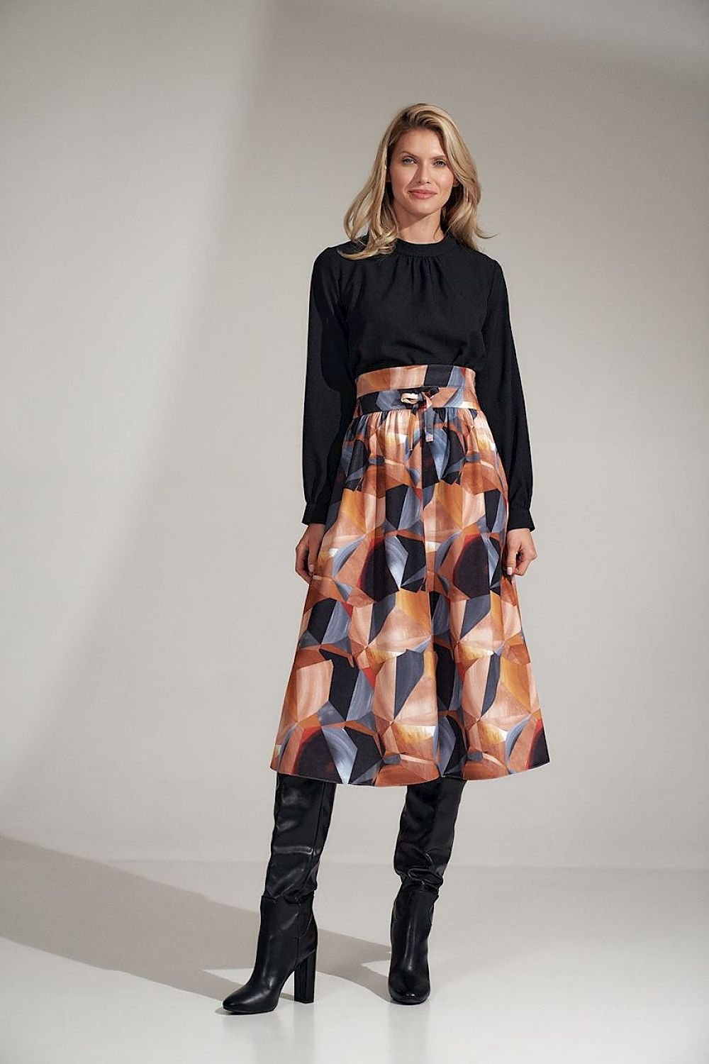 Blouse model 150434 Figl - ELEMODA