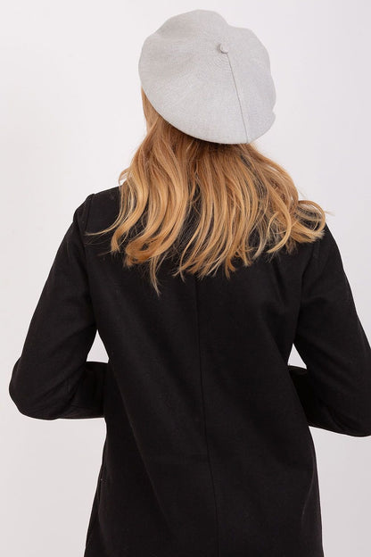 Beret model 185838 AT - ELEMODA