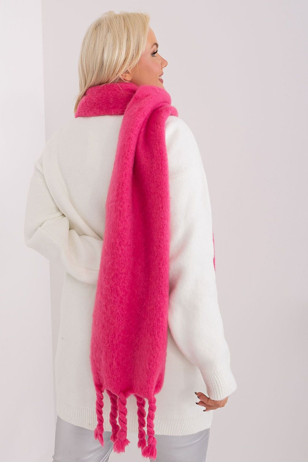 Shawl model 189883 AT - ELEMODA
