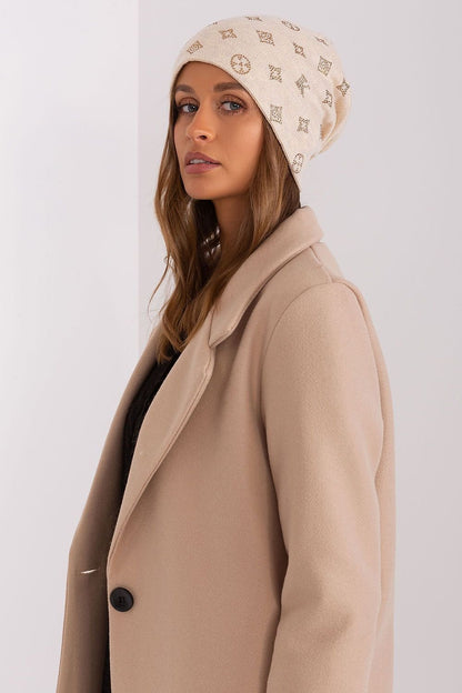 Cap model 189899 AT - ELEMODA