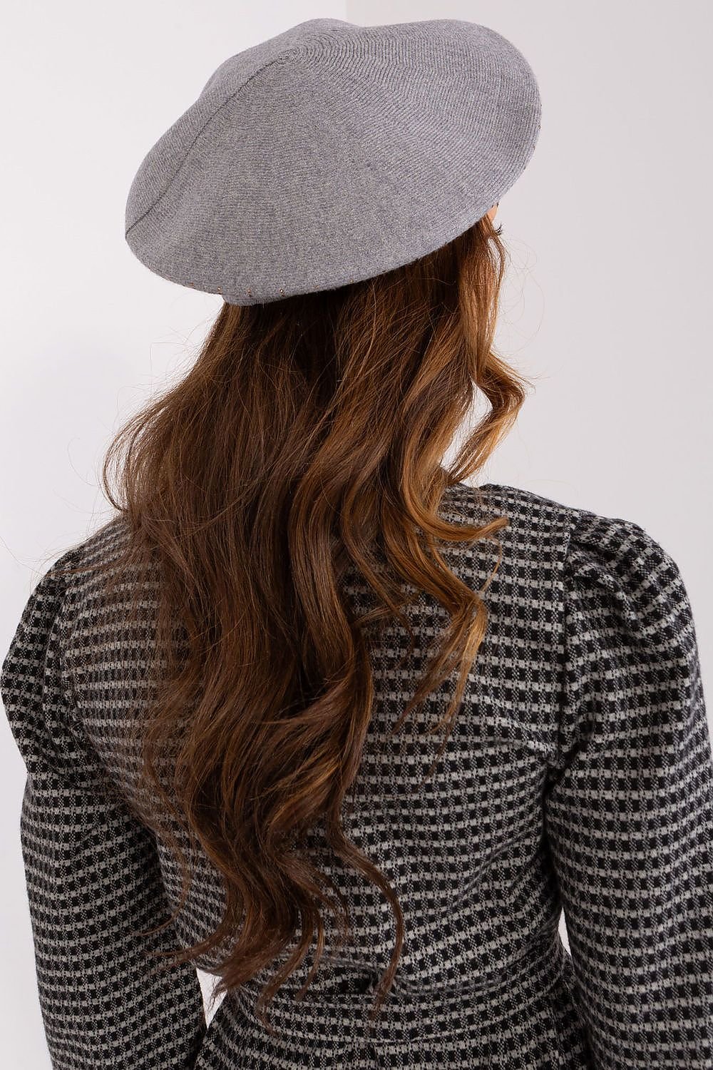 Beret model 208244 AT - ELEMODA