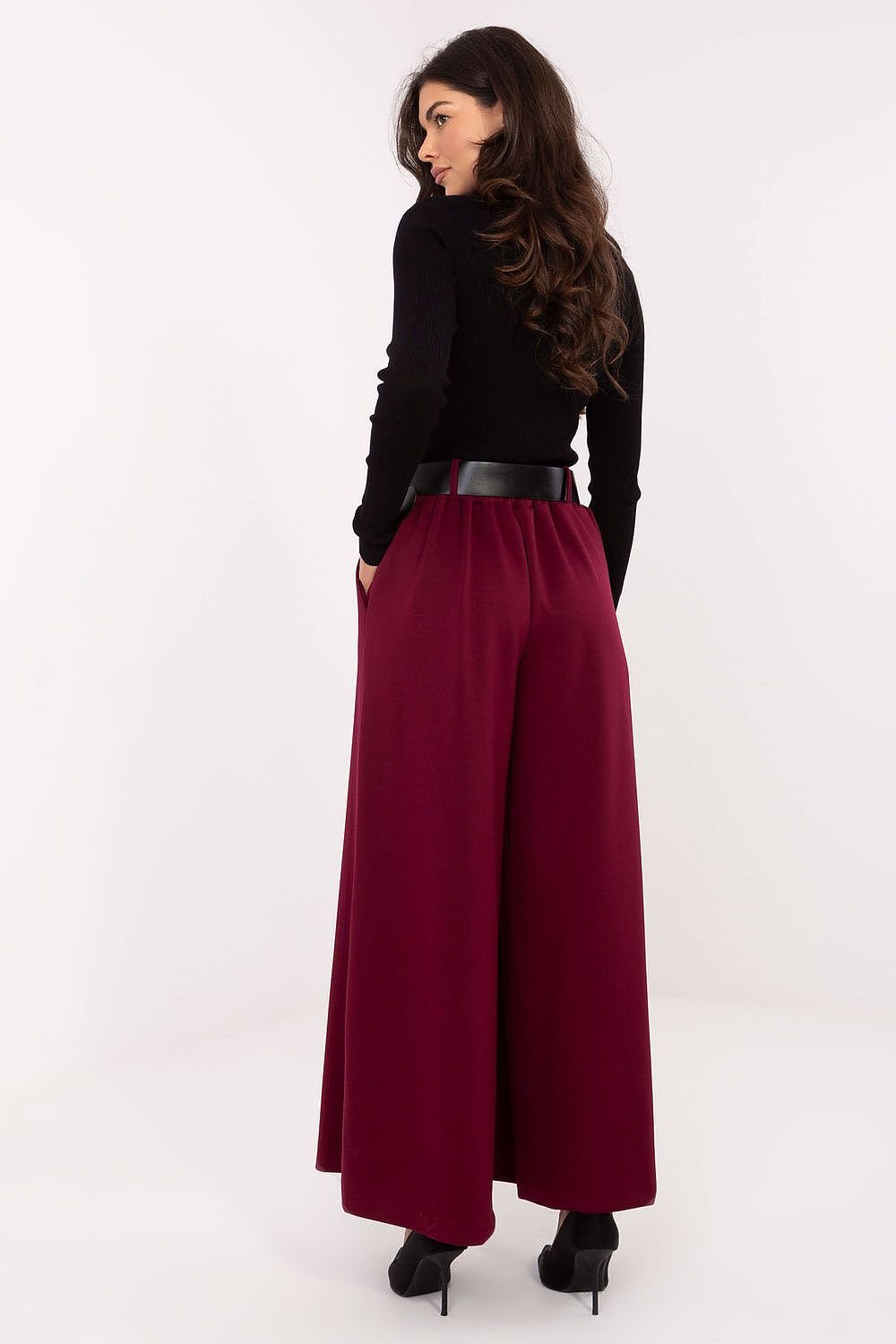 Women trousers model 218448 Italy Moda - ELEMODA