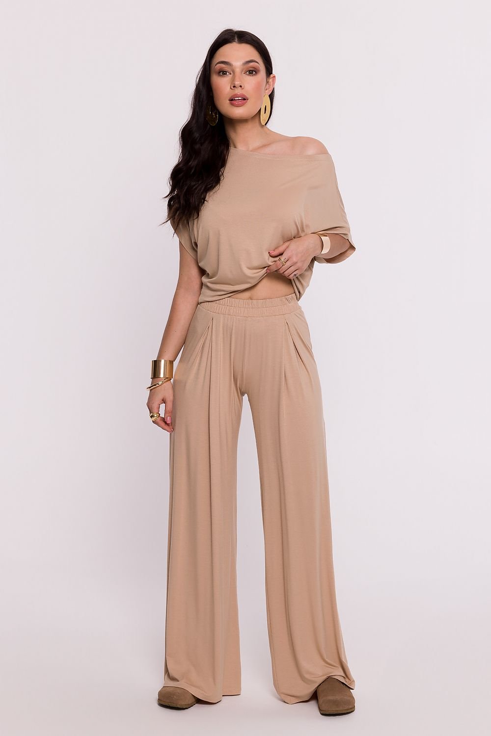 Women trousers model 193657 BeWear - ELEMODA