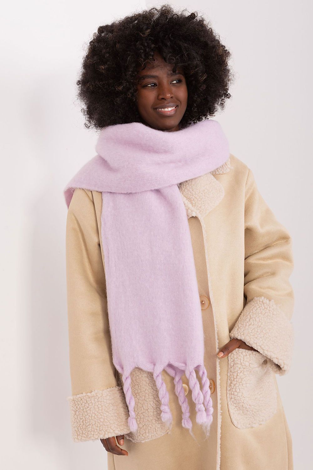 Shawl model 189883 AT - ELEMODA