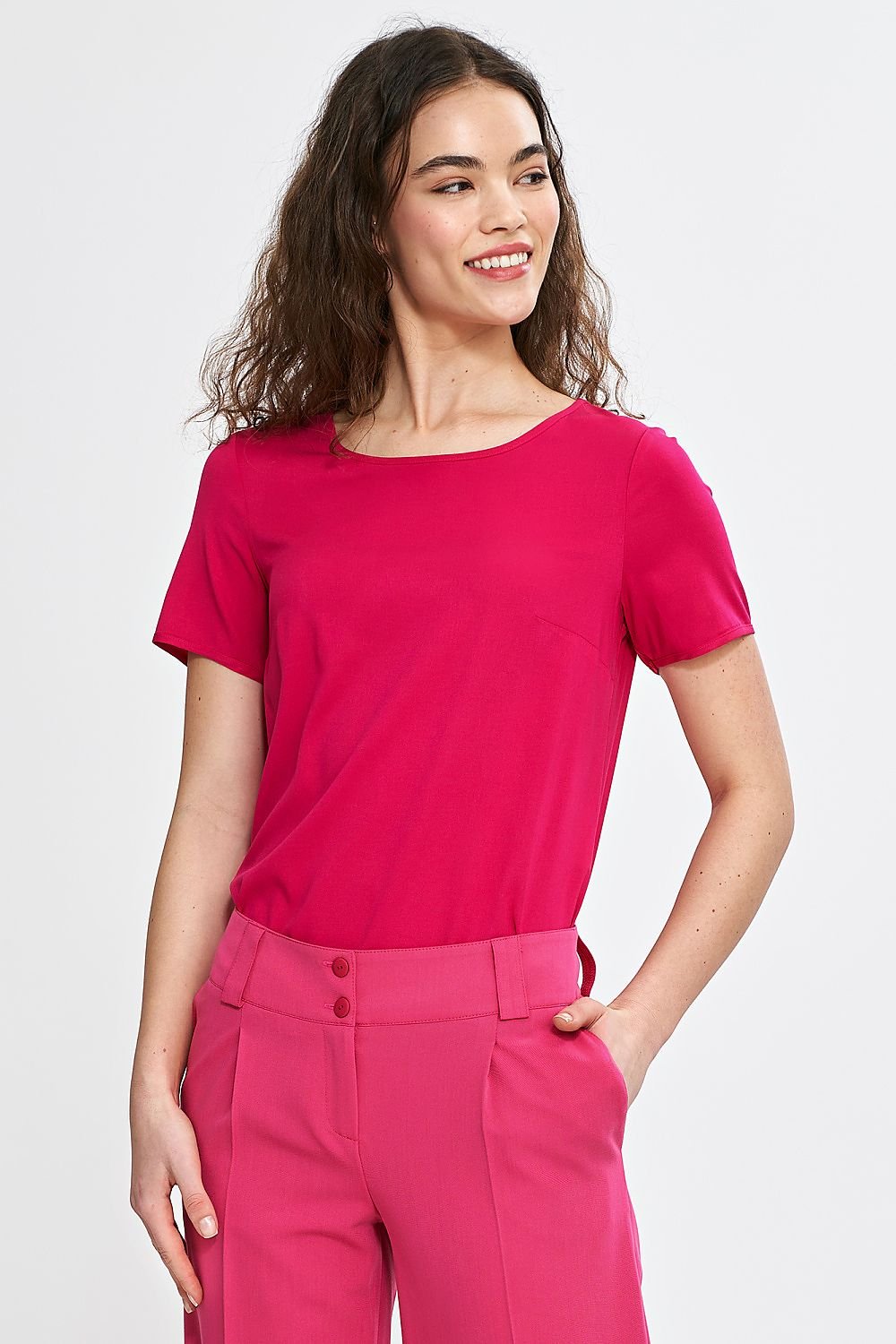 Blouse model 210089 Nife - ELEMODA