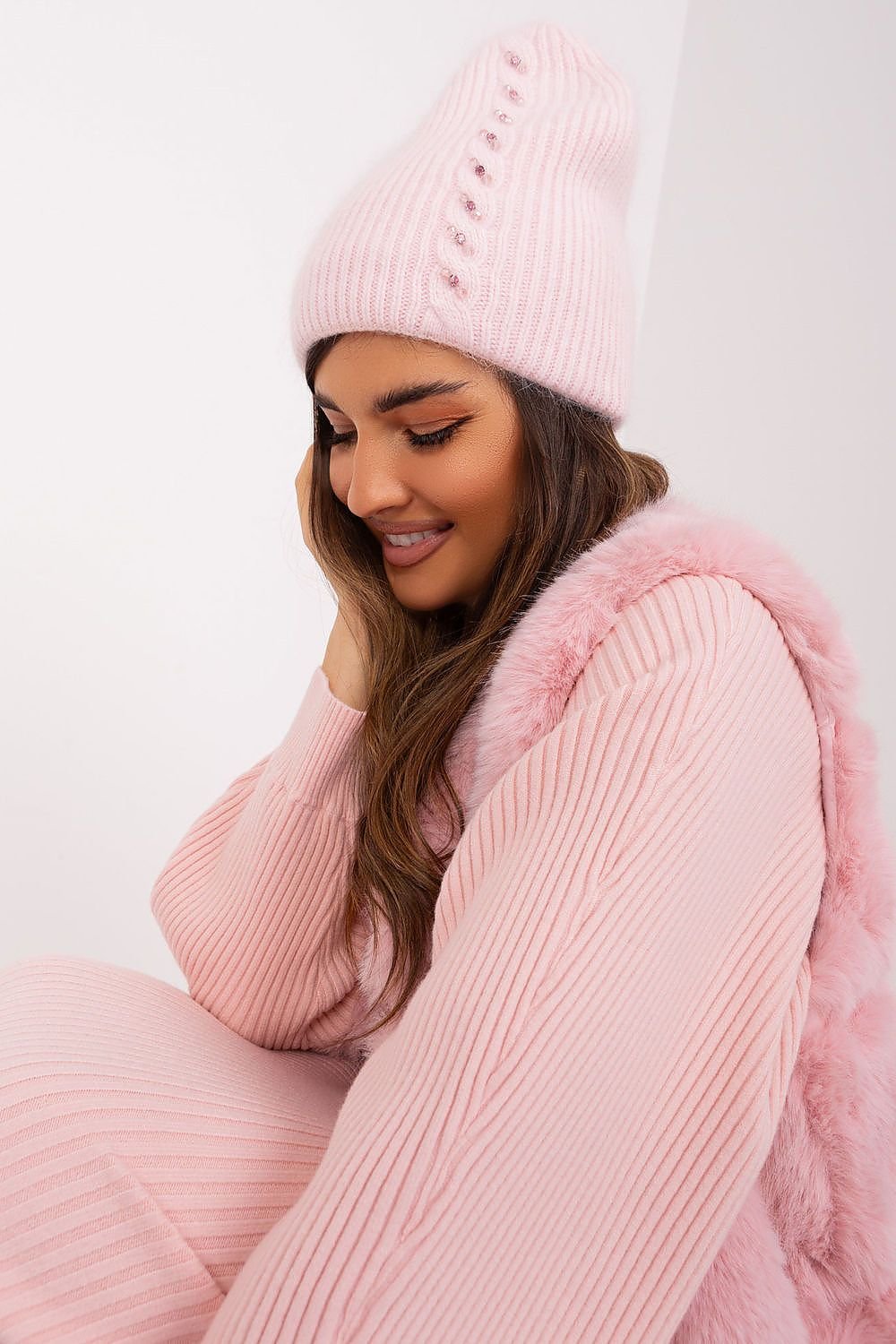 Cap model 189247 AT - ELEMODA