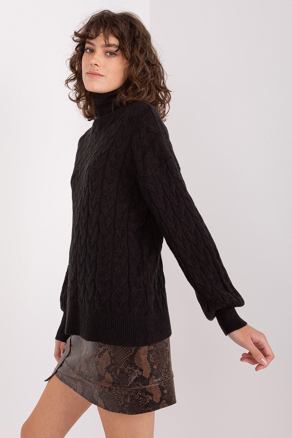 Turtleneck model 188296 AT - ELEMODA