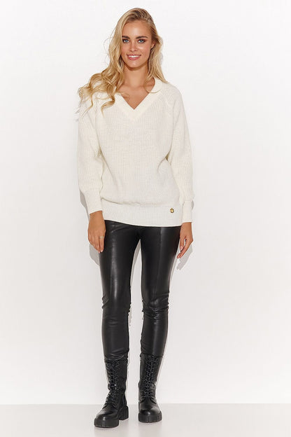 Jumper model 184780 Makadamia - ELEMODA