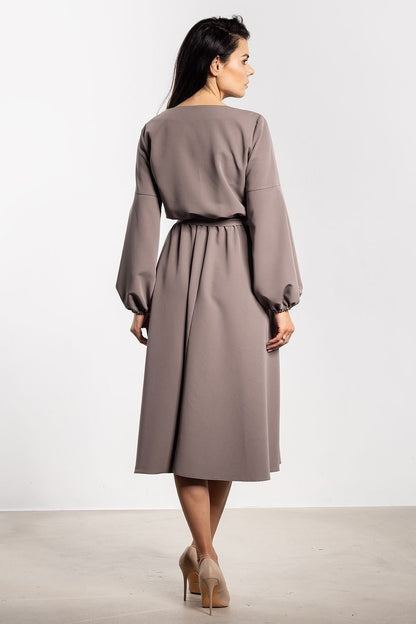 Daydress model 218990 awama - ELEMODA